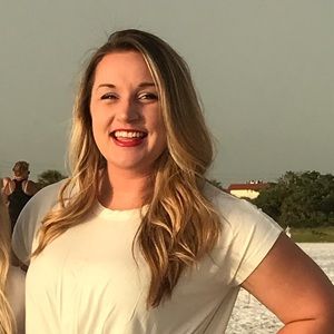 Meet your Posher, Abby